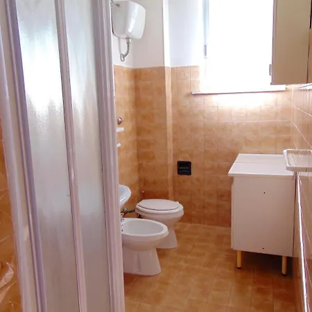 M07 Marcelli Bilocale Fronte Mare Con Terrazzo *
